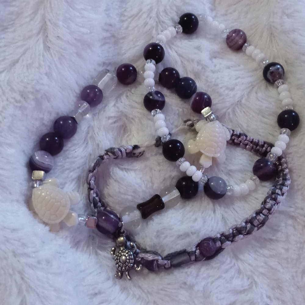 Pretty purple handmade bracelets with TURTLES(3) included🖤